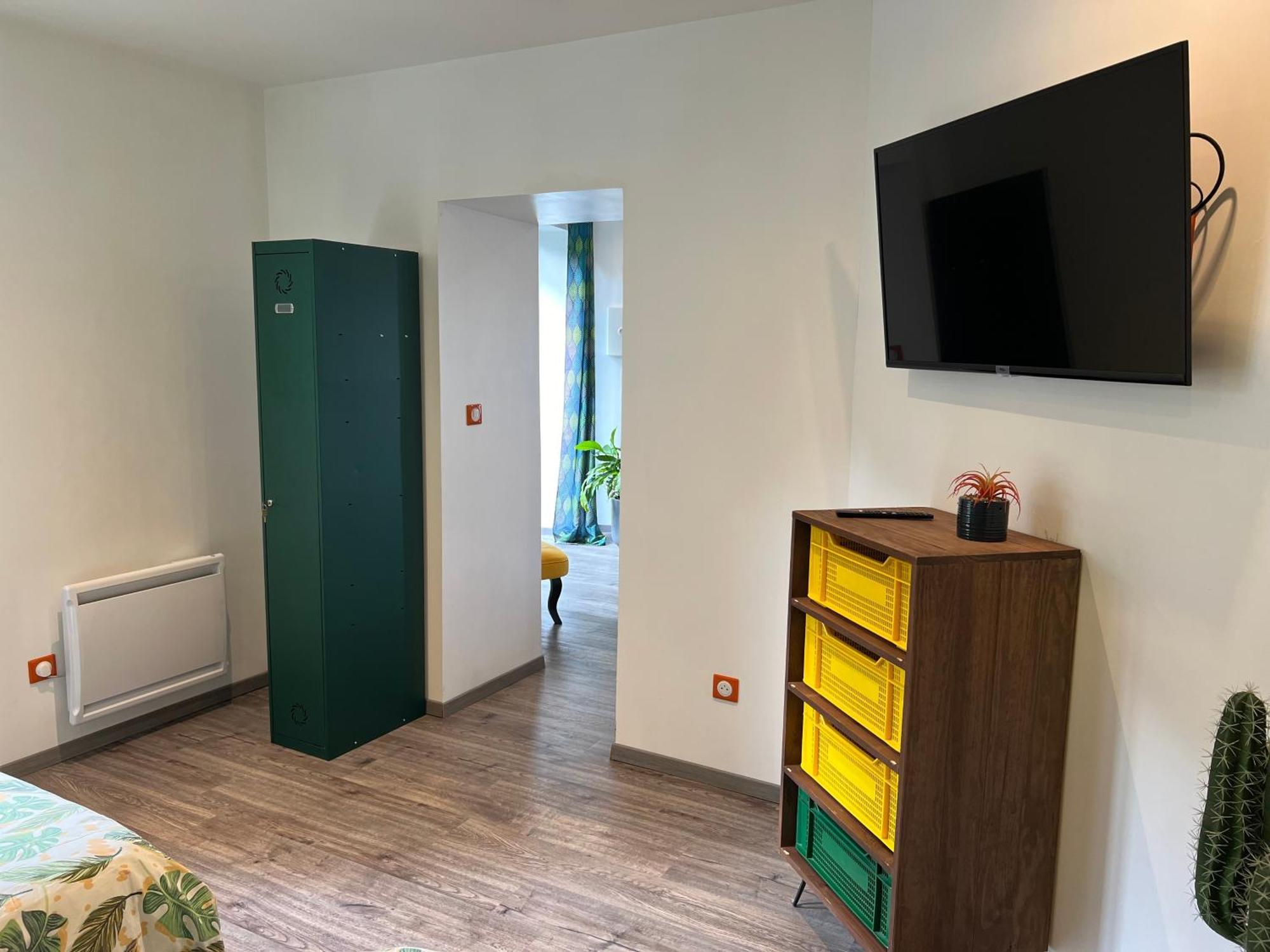 Les Haltes De La Rive Gauche Apartman Sury-pres-Lere Kültér fotó