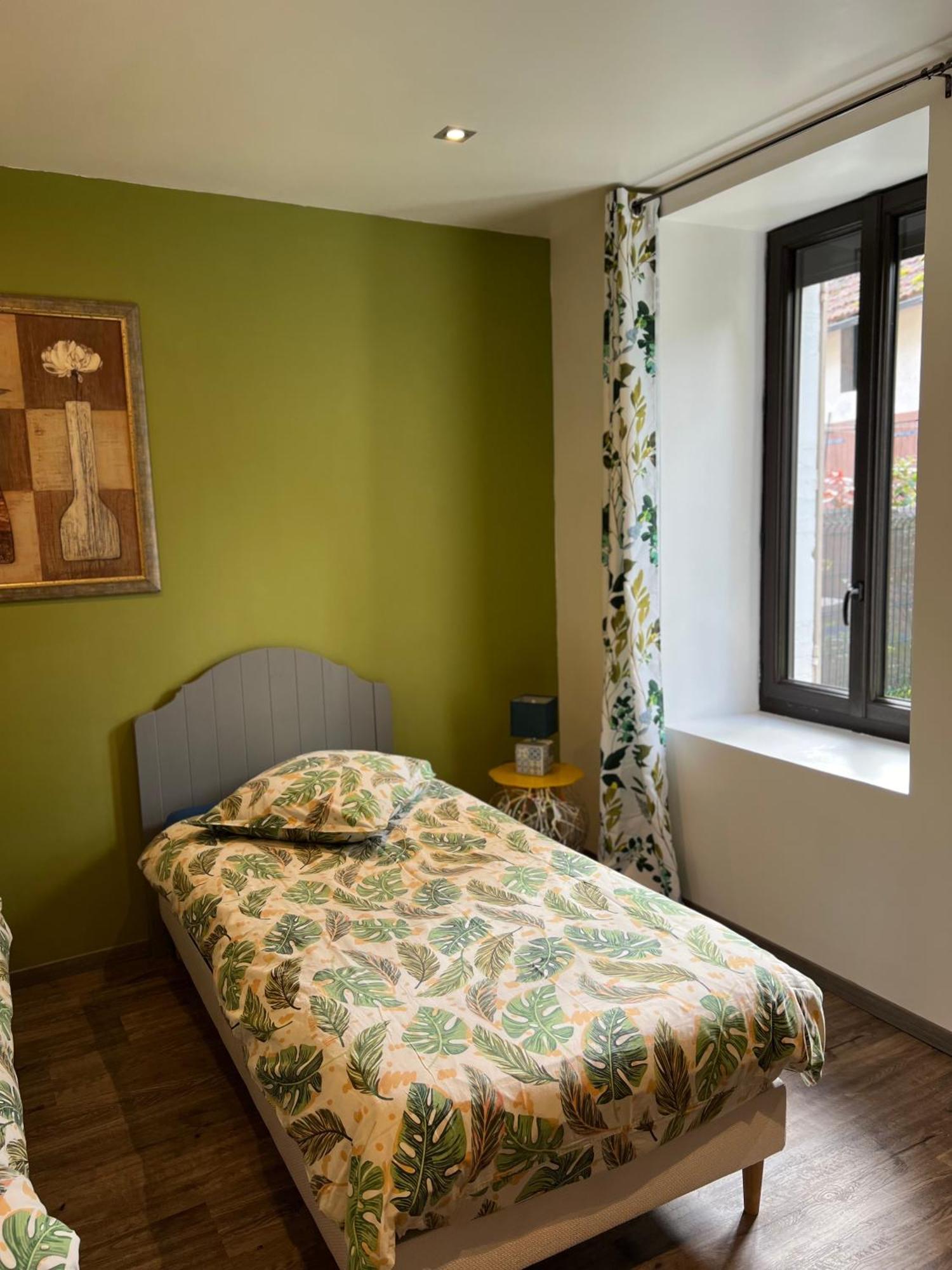Les Haltes De La Rive Gauche Apartman Sury-pres-Lere Kültér fotó